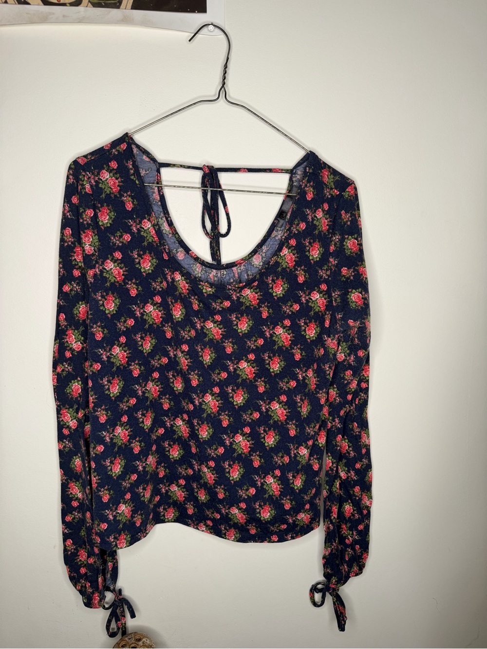 Floral Long-Sleeve Scoop Neck Top in Navy and Pink